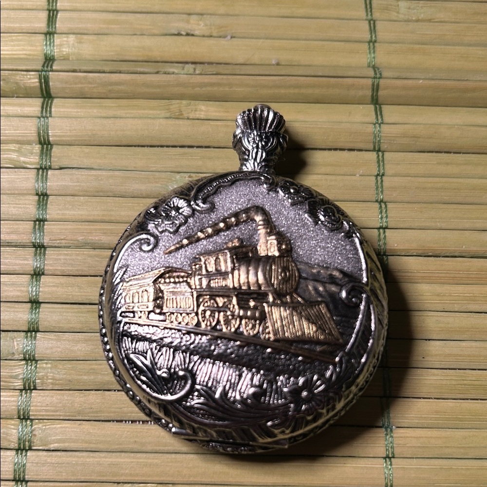 Gold Tone Pocket Watch-Quartz-Floral Design-Train Locomotive-Needs Battery
